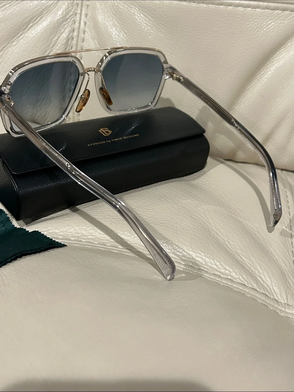 David Beckham DB 7128/S Sunglasses Brand New w/Case
